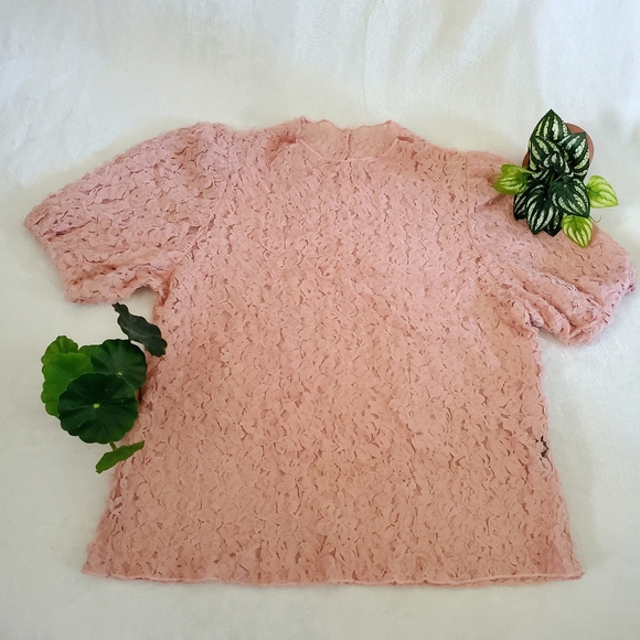 Dazy Puff Sleeve keyhole back blouse - Picture 3 of 7